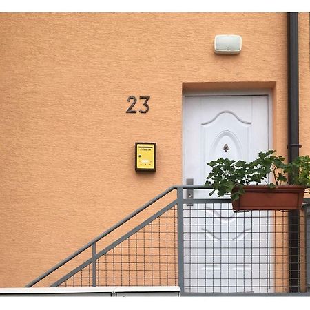 Apartmani 23 Novi Pazar Exterior photo